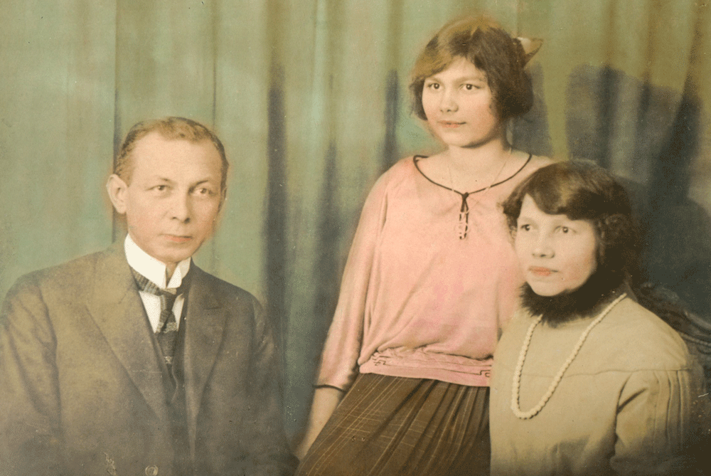Cile de Calonne met echtgenoot Ferdinand Drognat Doeve en midden dochter Puck